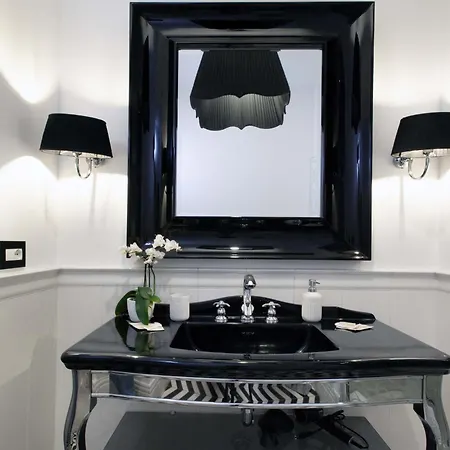 - Diamond De Luxe Apartman