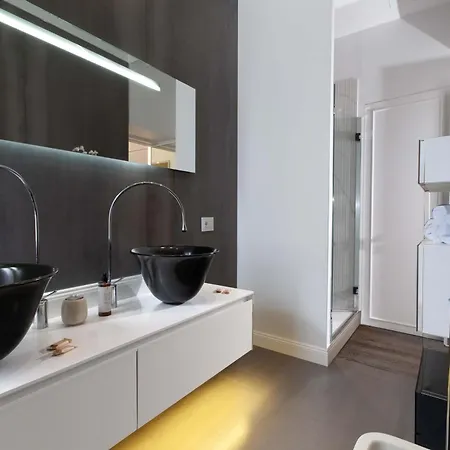 - Diamond De Luxe Apartman