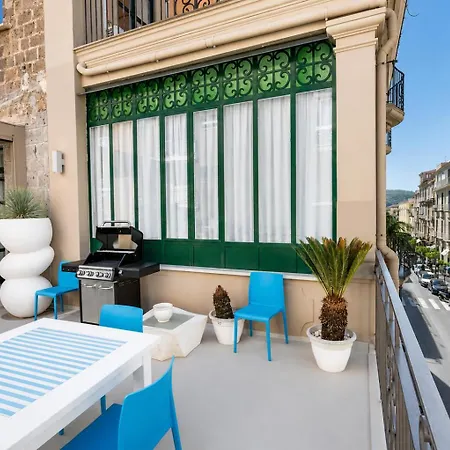- Diamond De Luxe Apartman
